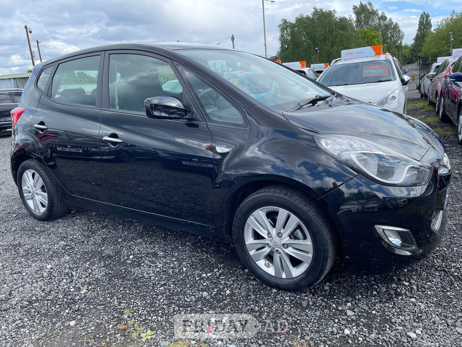 Hyundai ix20 2016 - Cars in Oldbury