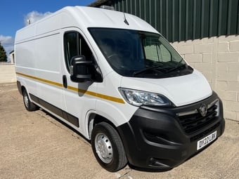 Vauxhall Movano 2022