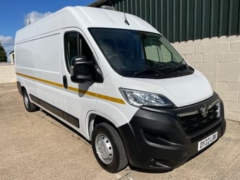 Vauxhall Movano 2022