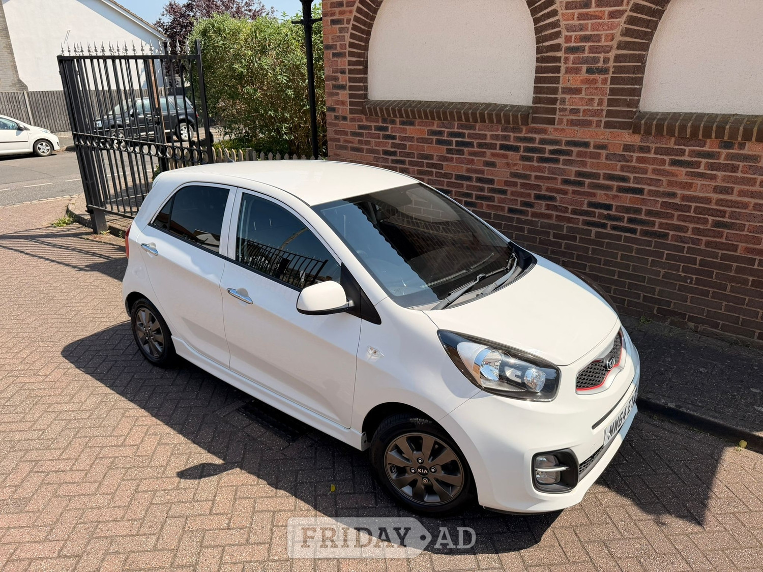 Kia Picanto 2014 - Cars in Sutton
