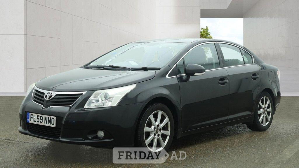 Toyota Avensis 2009 - Cars in Winchester