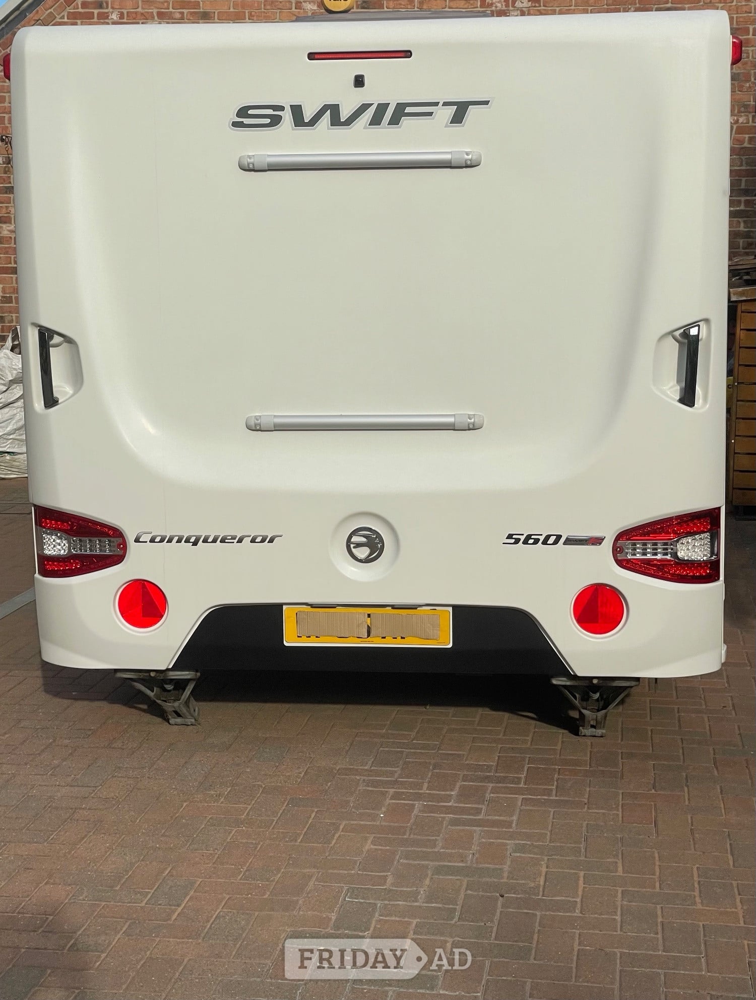 Swift Conqueror 560 Belton