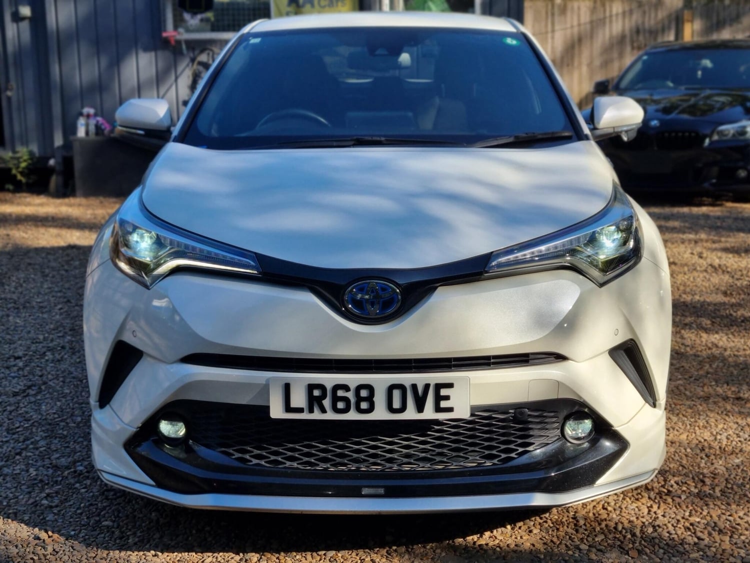 Toyota C-HR 2018 - Cars in Chertsey