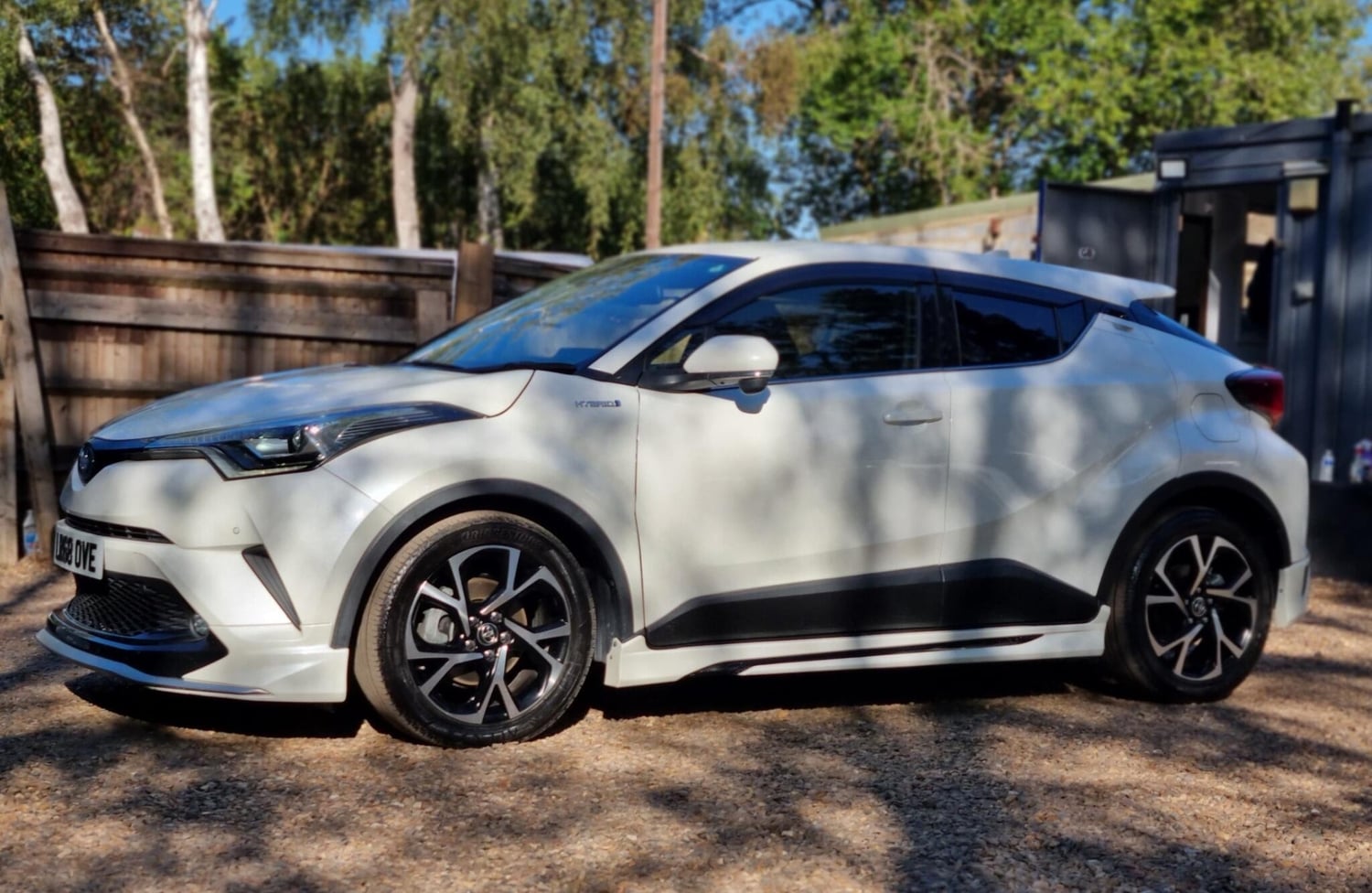 Toyota C-HR 2018 - Cars