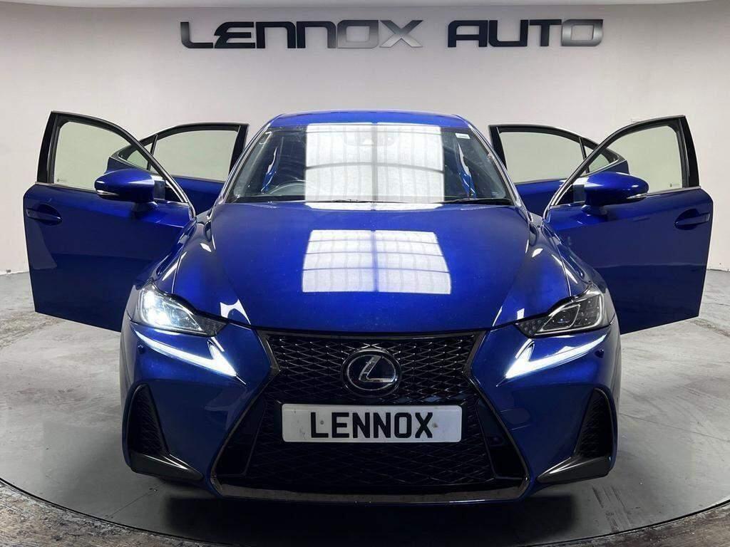 Lexus IS 2018 - Cars