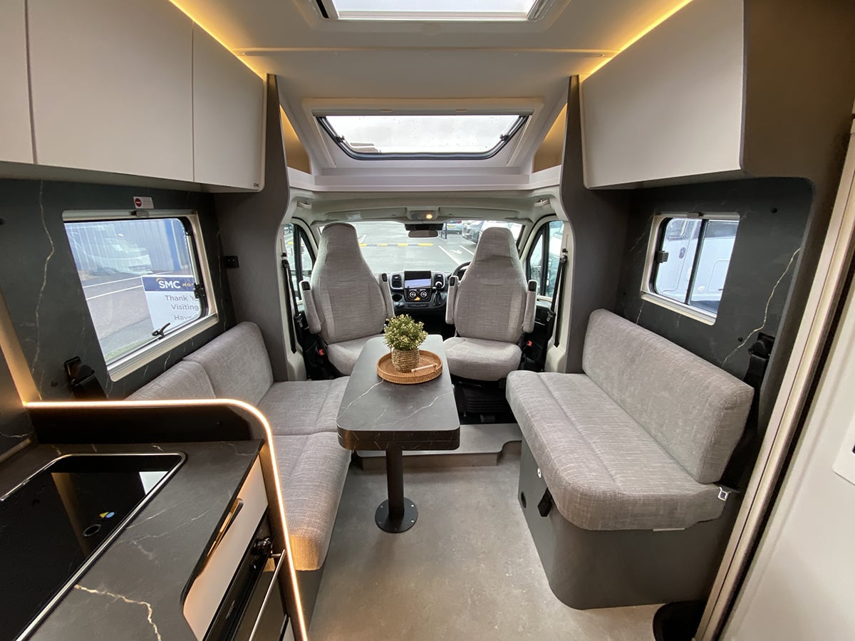 Etrusco T 7400 QBC 2027 for sale - Motorhomes & Caravans