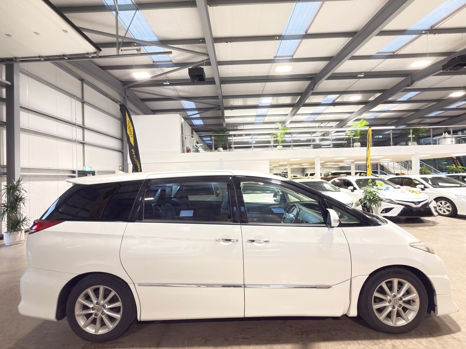 Toyota Estima Reading