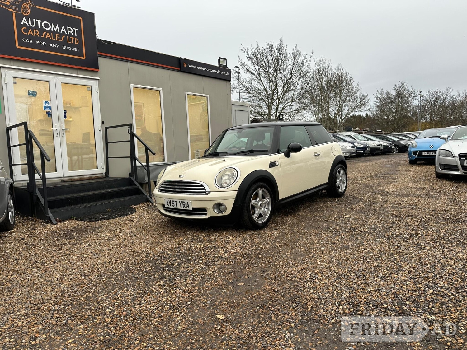 [ berth ]Mini Hatch