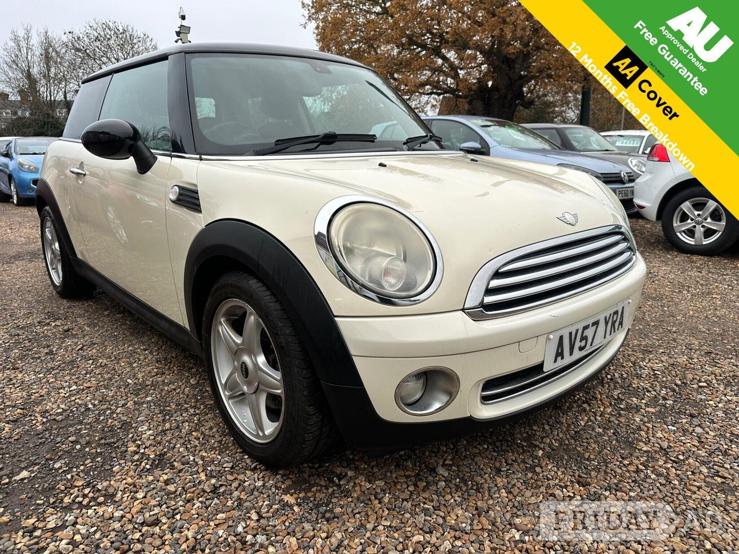 Mini Hatch 2008 in Sunbury-On-Thames