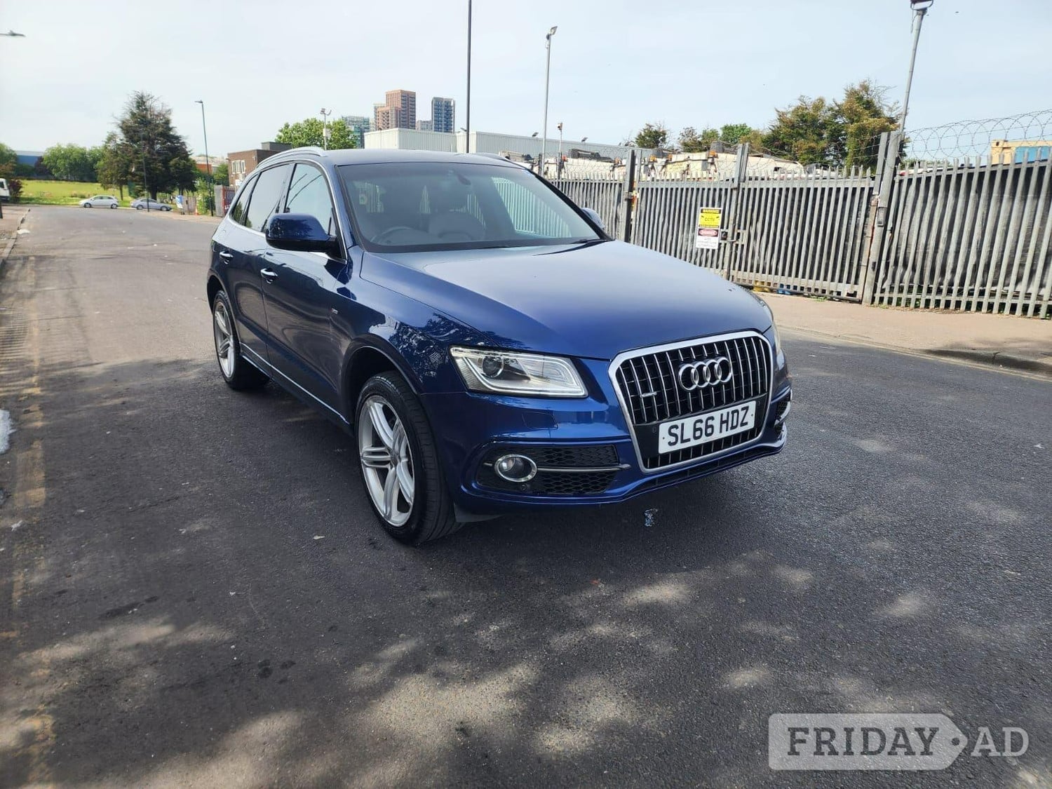 Audi Q5 2016 in Wembley