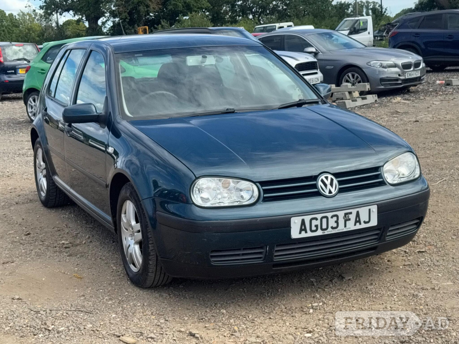 Volkswagen Golf 2003 in Windsor