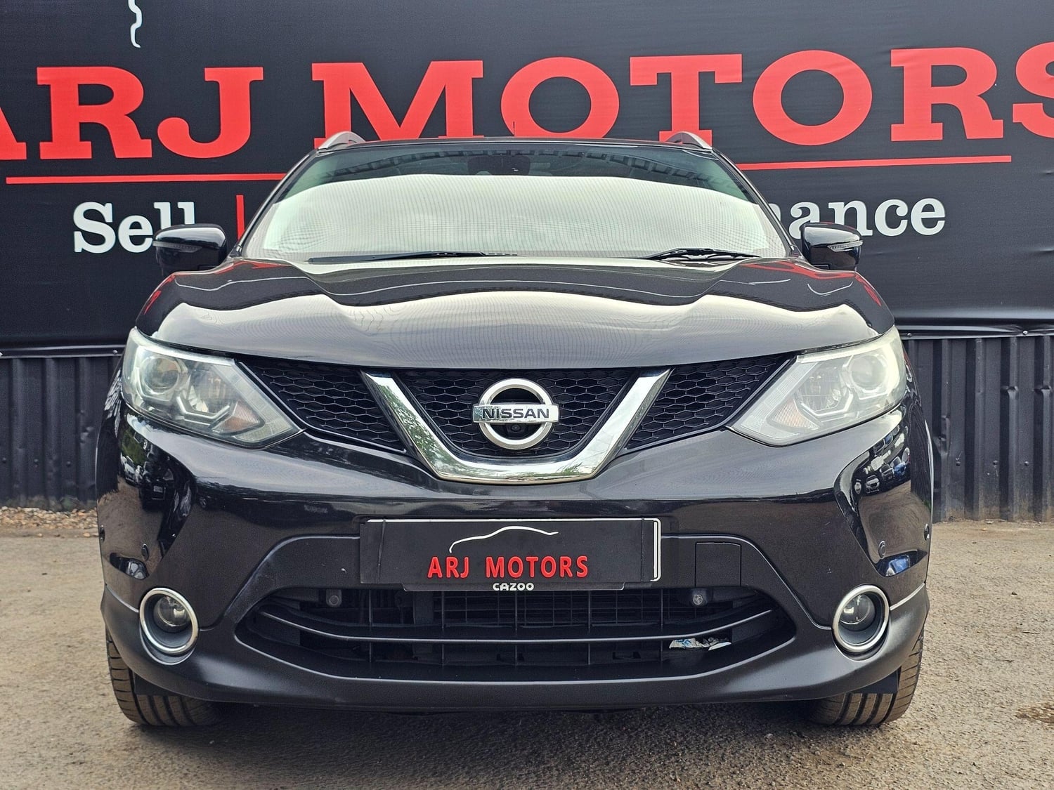 Nissan Qashqai 2015 - Cars