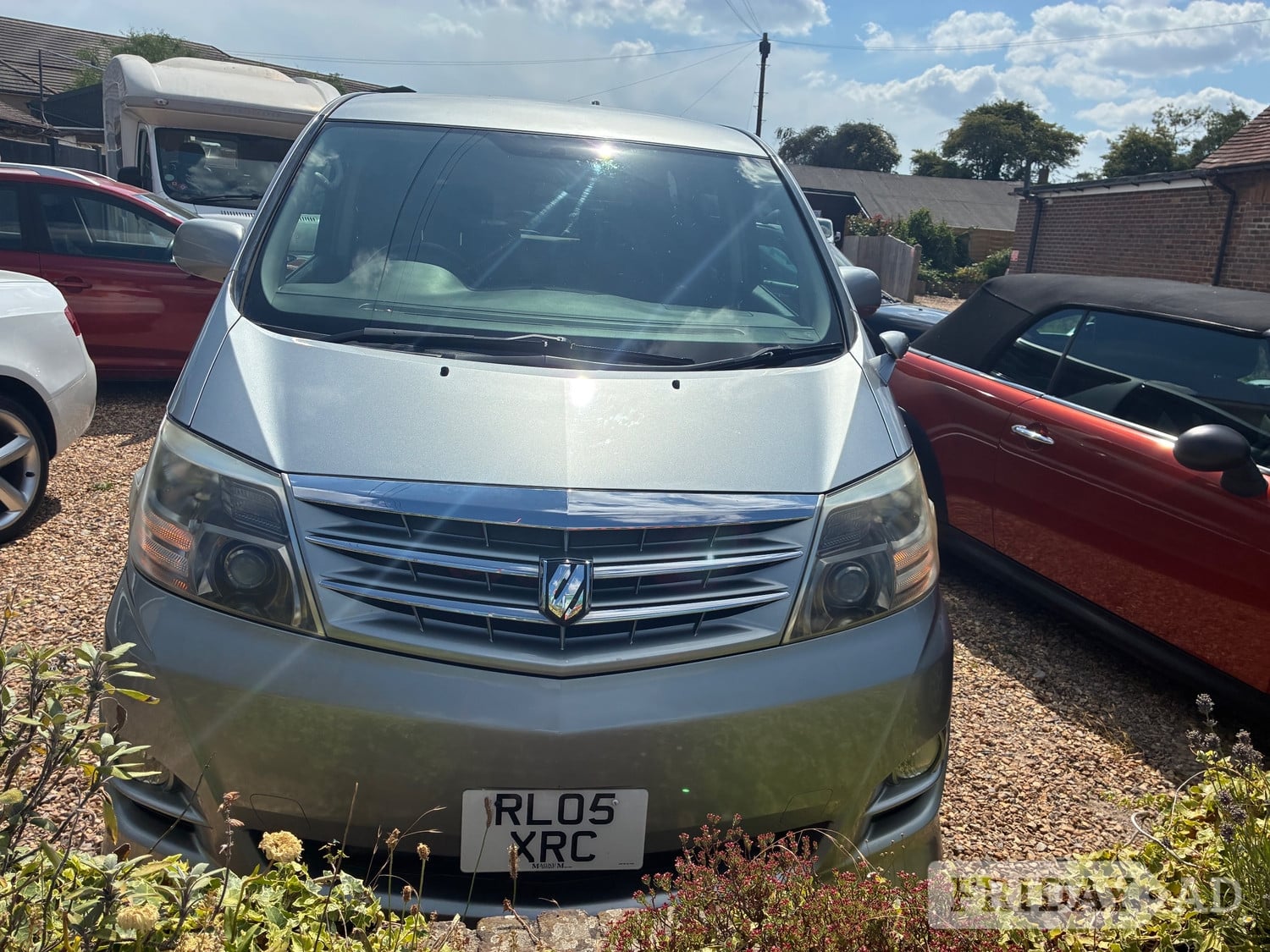 Toyota Alphard 2020 - Cars in Bognor Regis