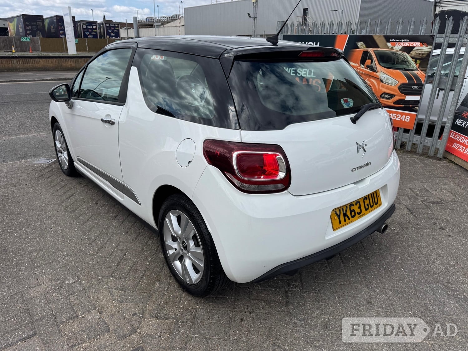 [ berth ]Citroen DS3