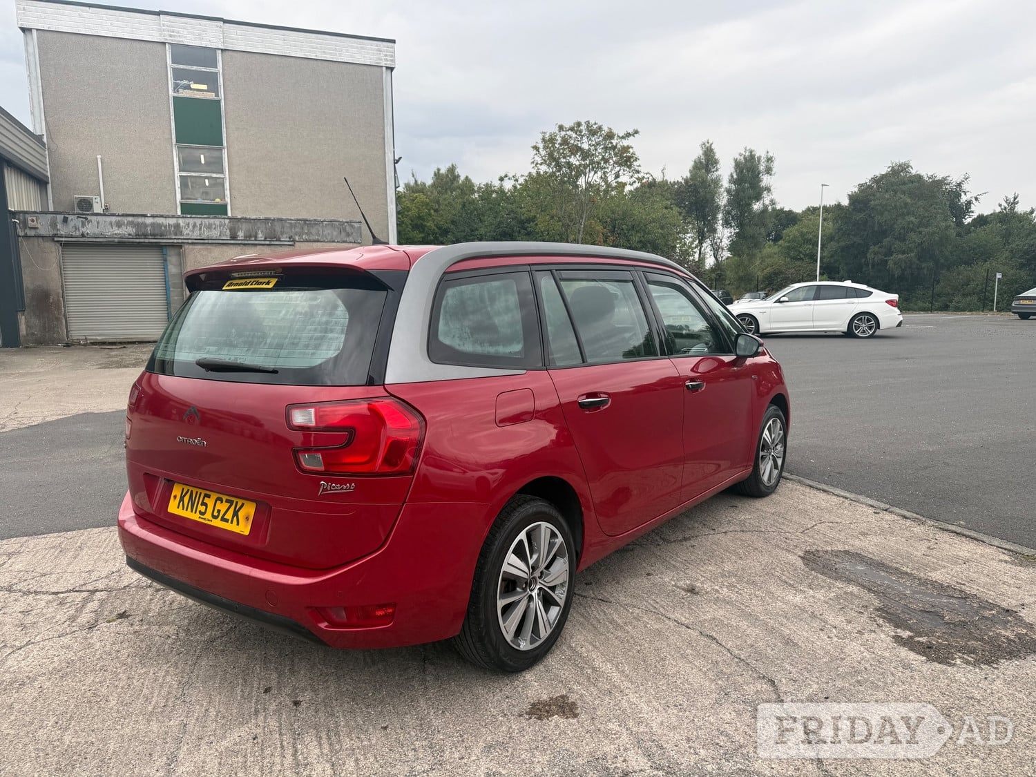 Citroen Grand C4 Picasso 2015 - Cars in Livingston