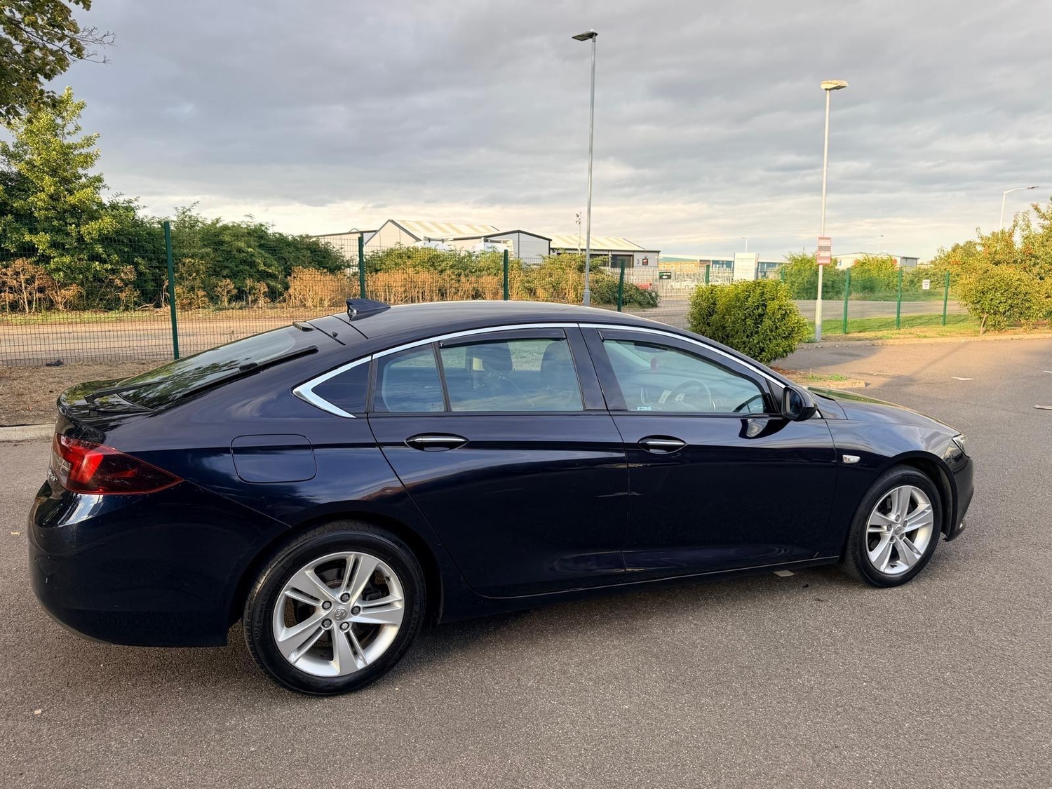 [ berth ]Vauxhall Insignia