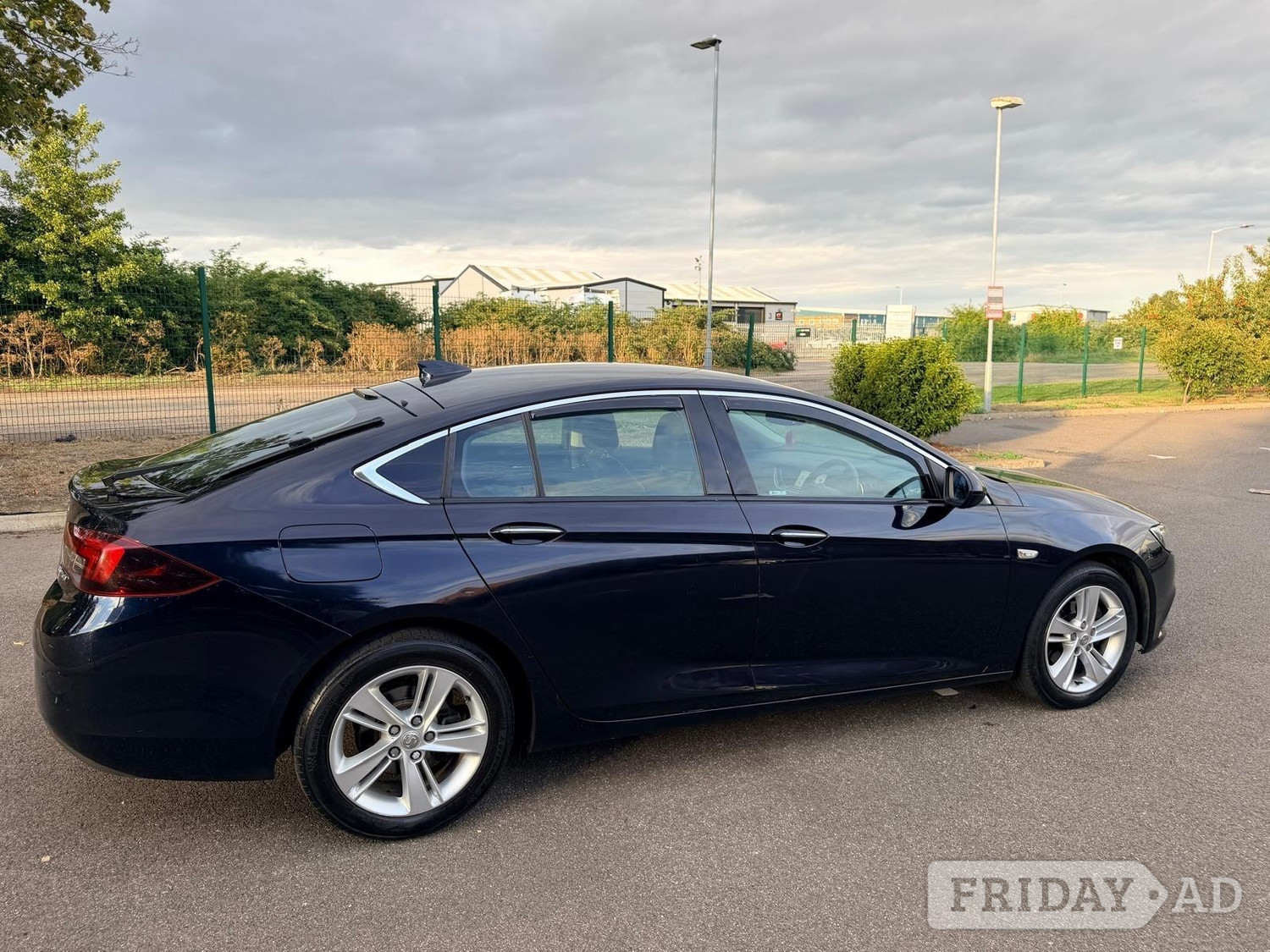 [ berth ]Vauxhall Insignia