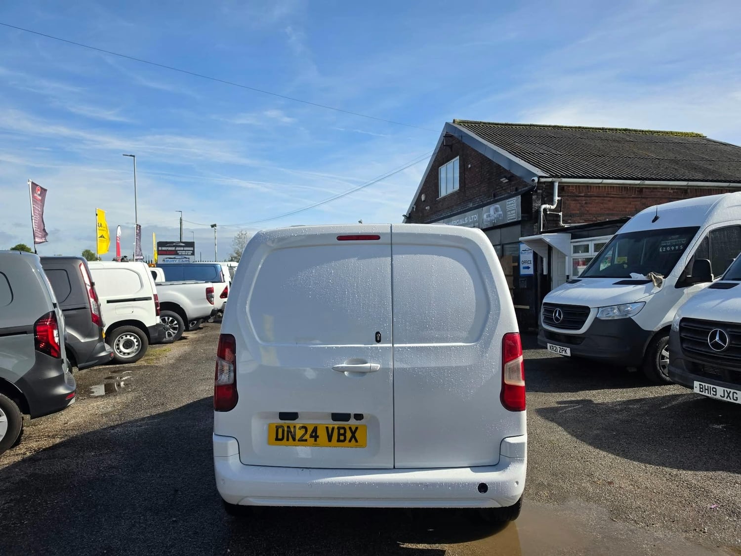 Vauxhall Combo 2024 - Vans & Commercial Vehicles