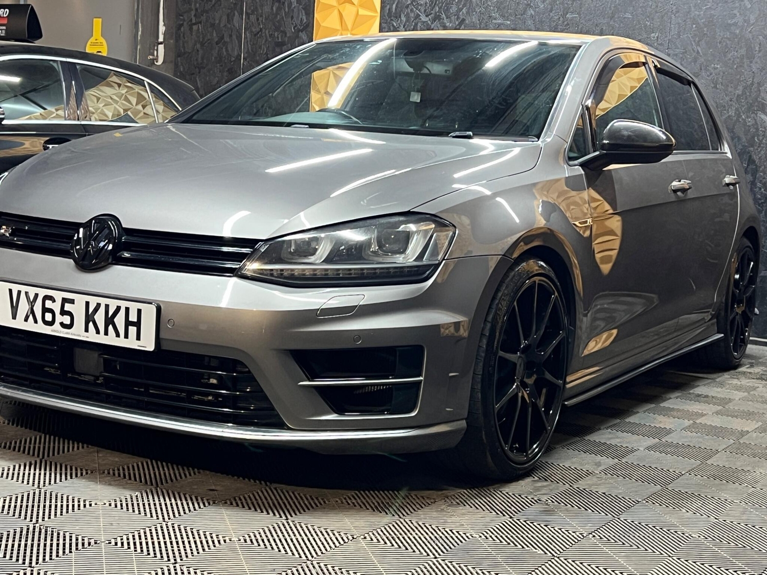 [ berth ]Volkswagen Golf