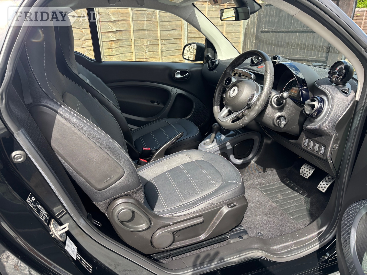[ berth ]Smart ForTwo Coupe