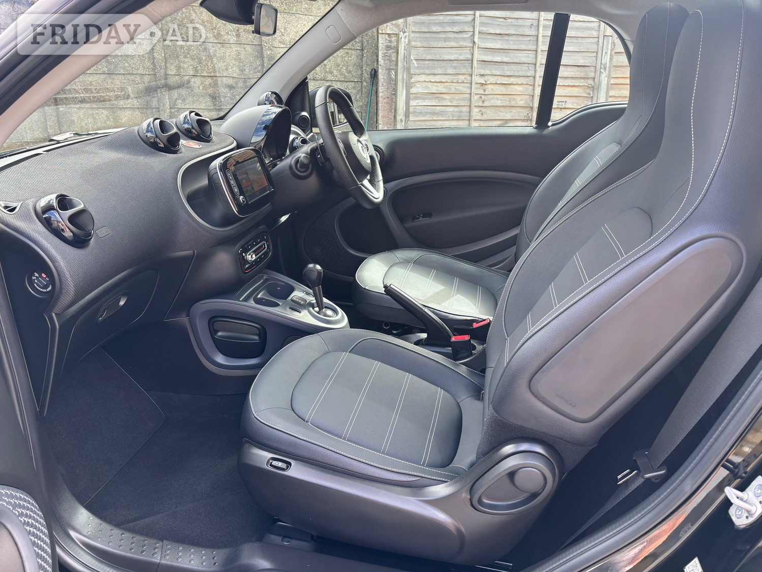 Smart ForTwo Coupe 2016 - Cars in Hillingdon