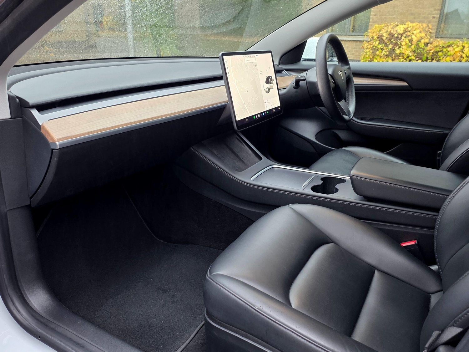 Tesla Model 3 2021 - Cars in Ashford