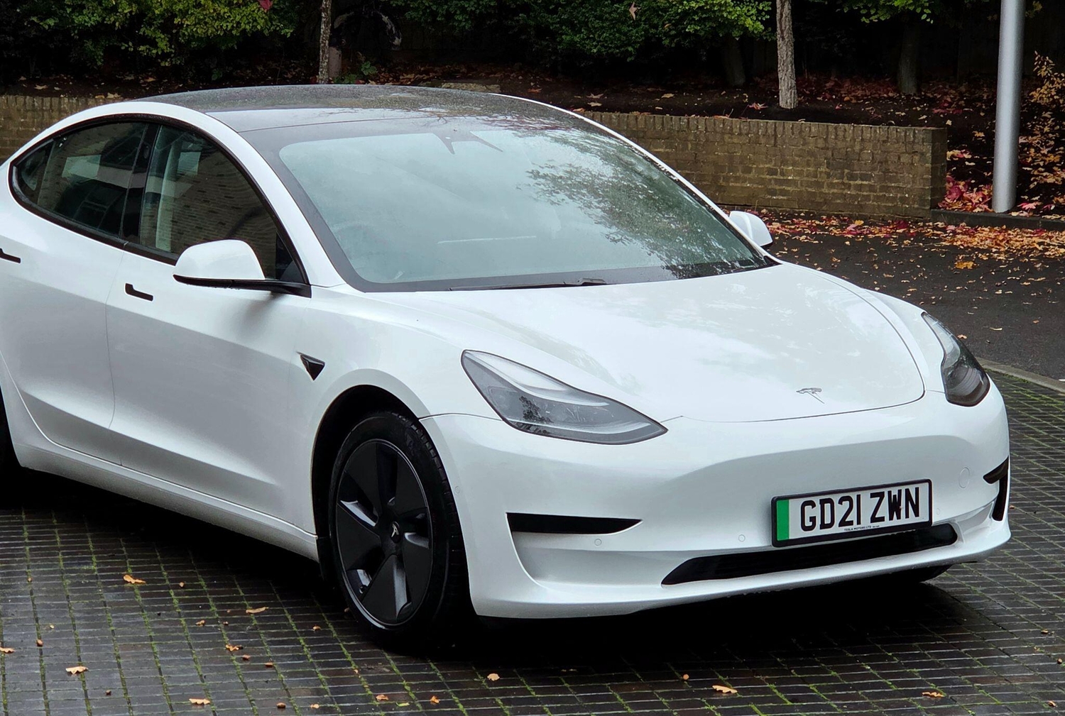 Tesla Model 3 2021 - Cars