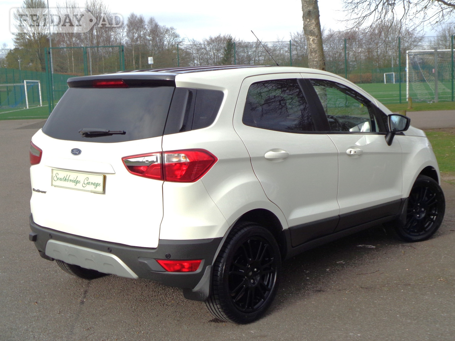 [ berth ]Ford Ecosport