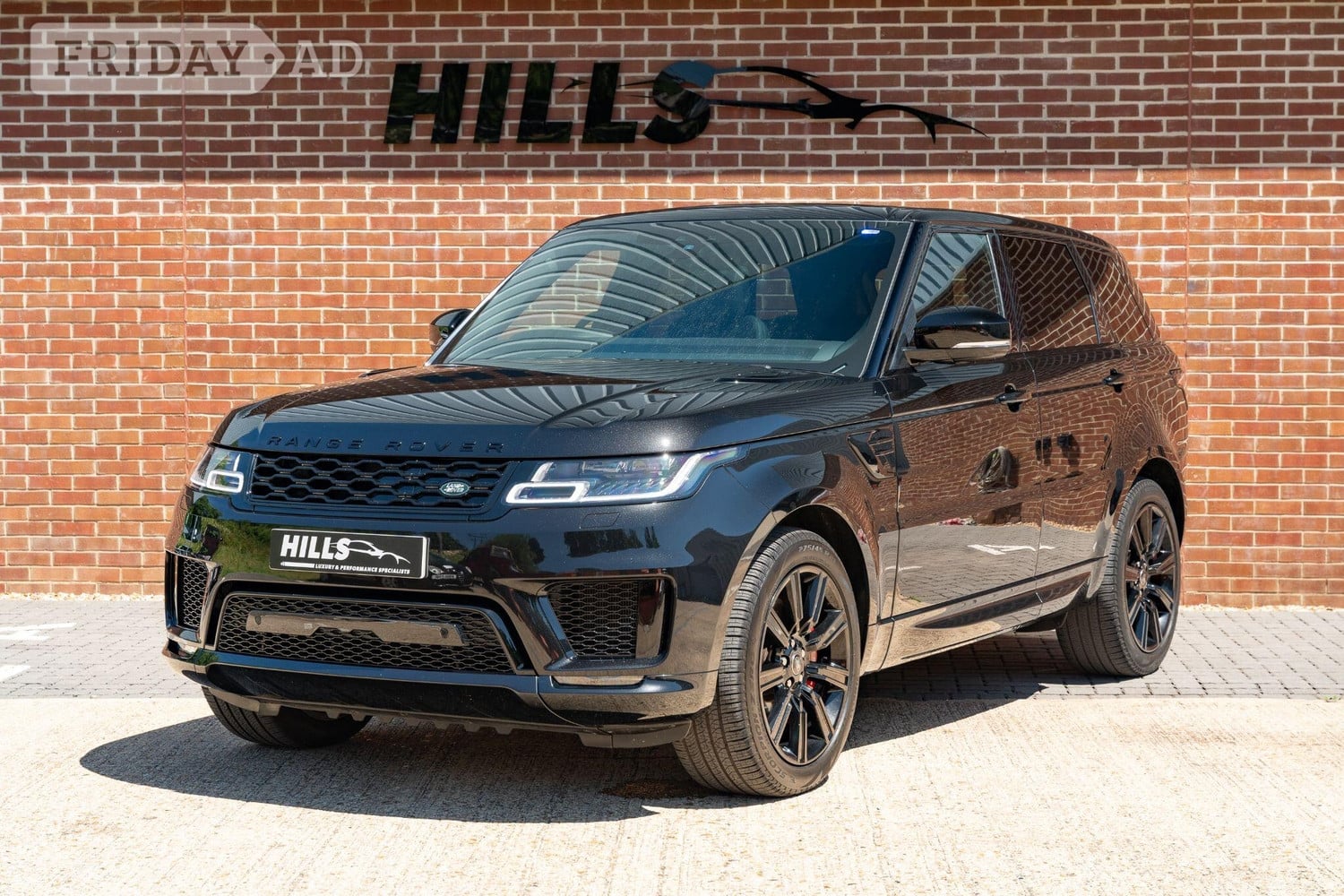 [ berth ]Land Rover Range Rover Sport