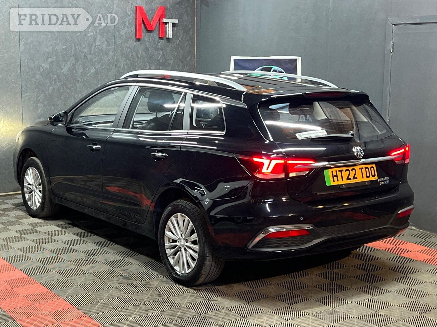 [ berth ]MG MG5