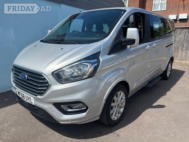 Ford Tourneo Custom 2018 in Southampton