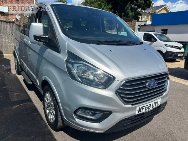 Ford Tourneo Custom 2018 - Cars