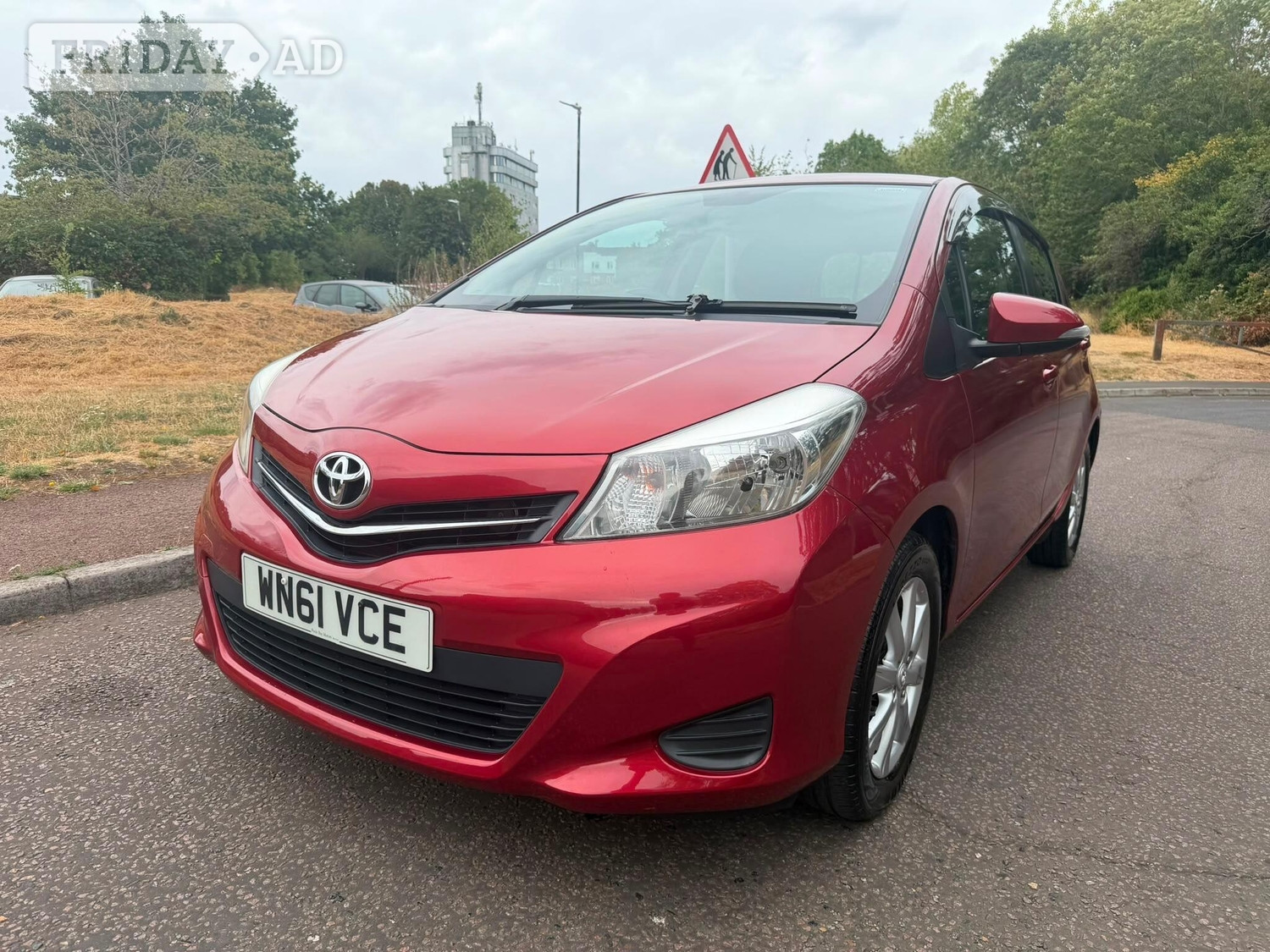 Toyota Yaris 2012 - Cars