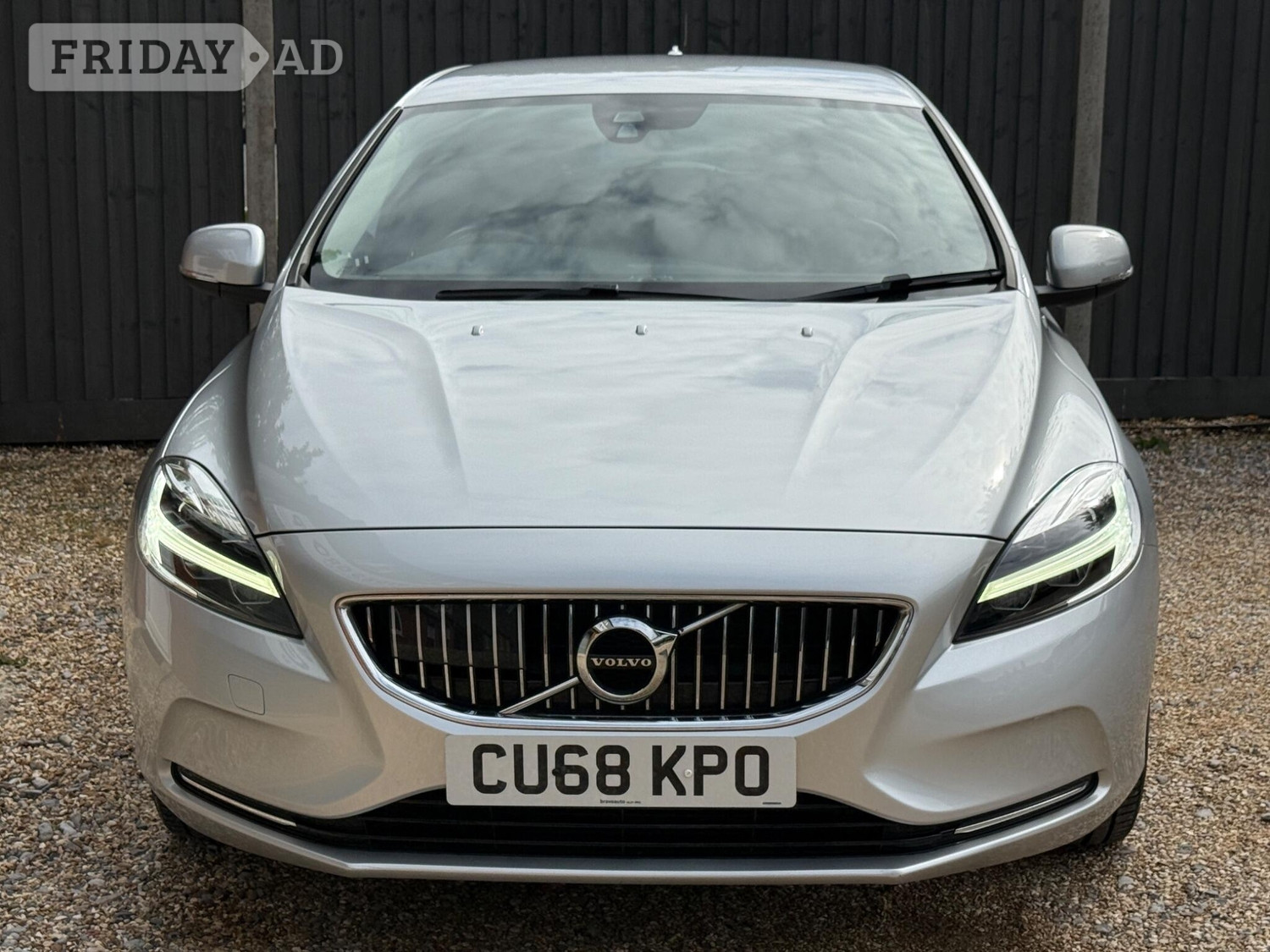 [ berth ]Volvo V40