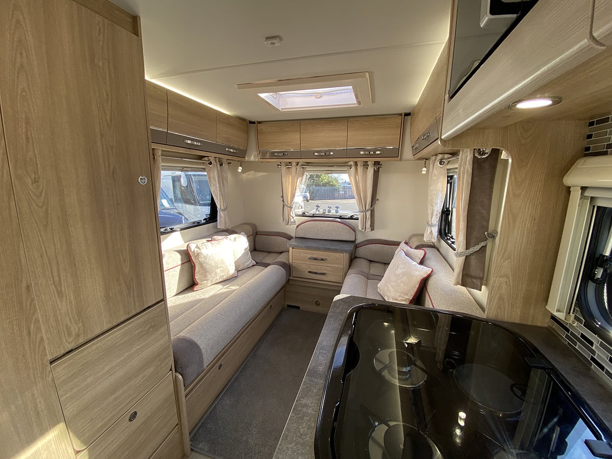 [2 berth ]Elddis Majestic 120