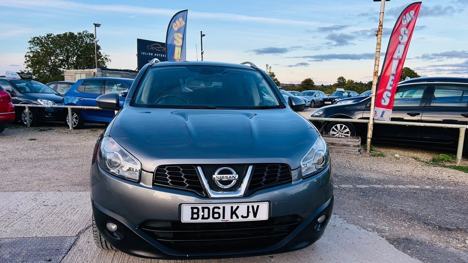 Nissan Qashqai 2011 - Cars
