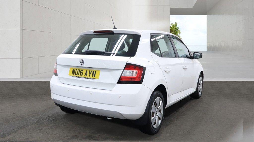 Skoda Fabia 2016 - Cars in Winchester