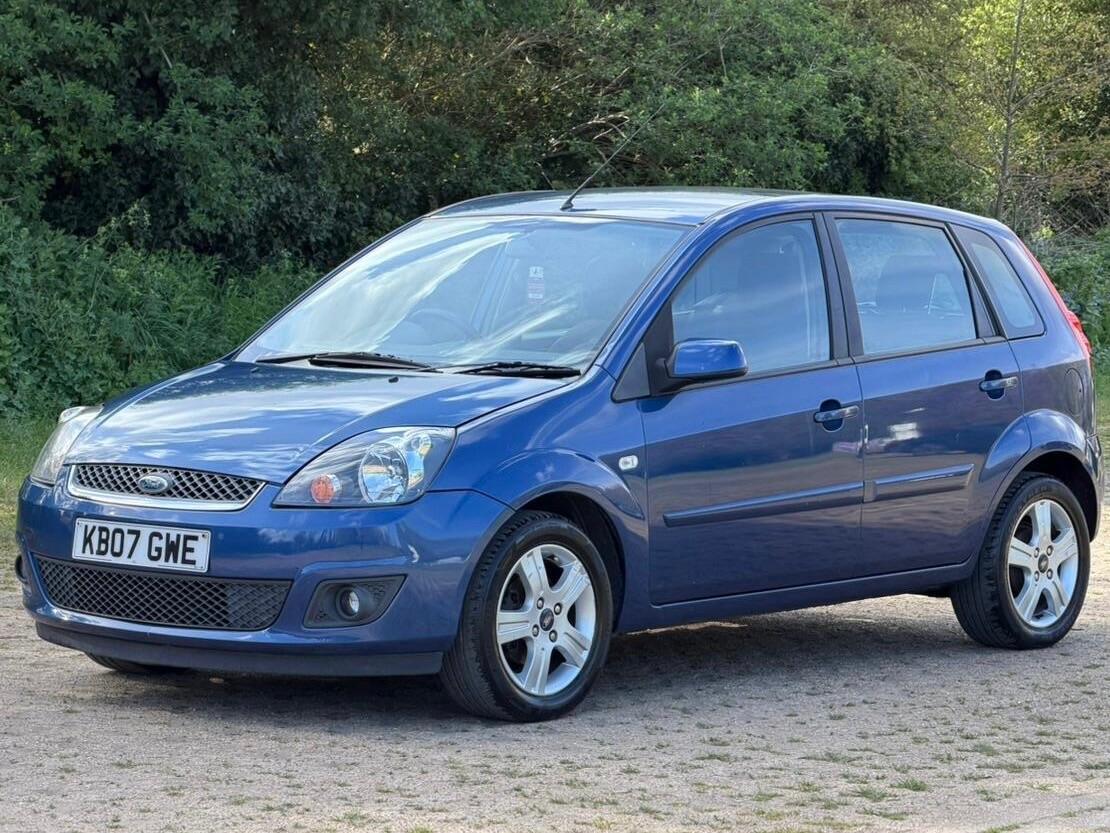 Ford Fiesta 2007 - Cars