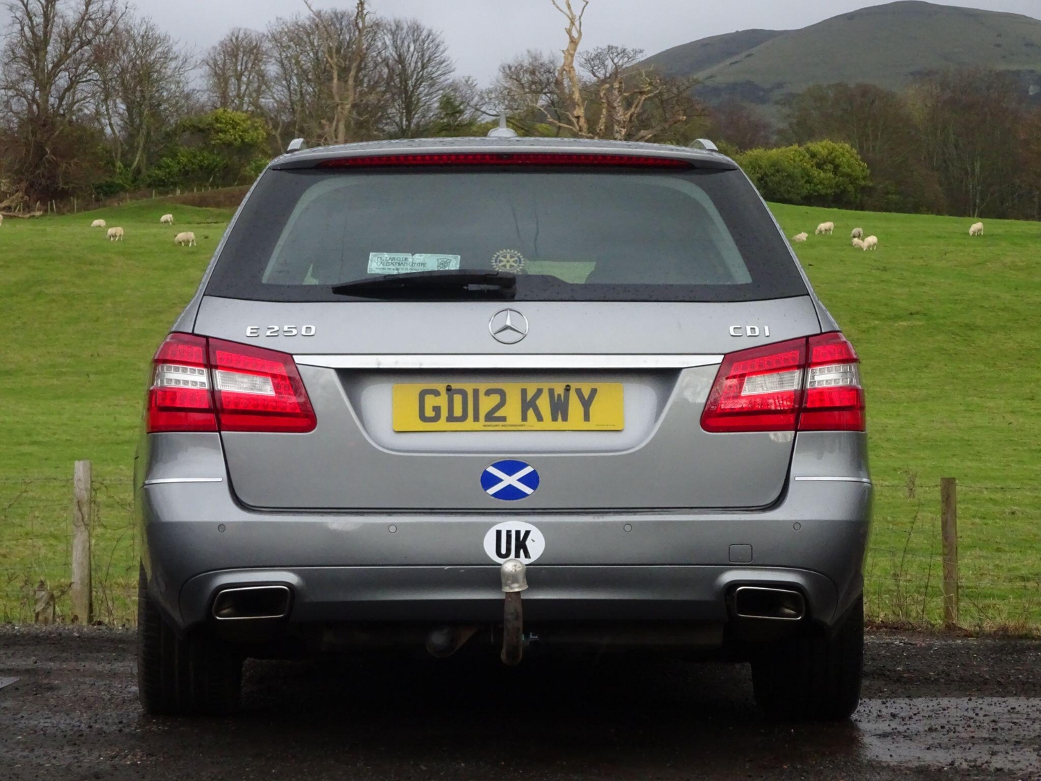 Mercedes-Benz E Class 2012 - Cars in Leven