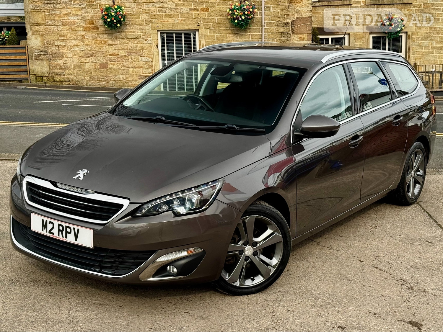 [ berth ]Peugeot 308 SW