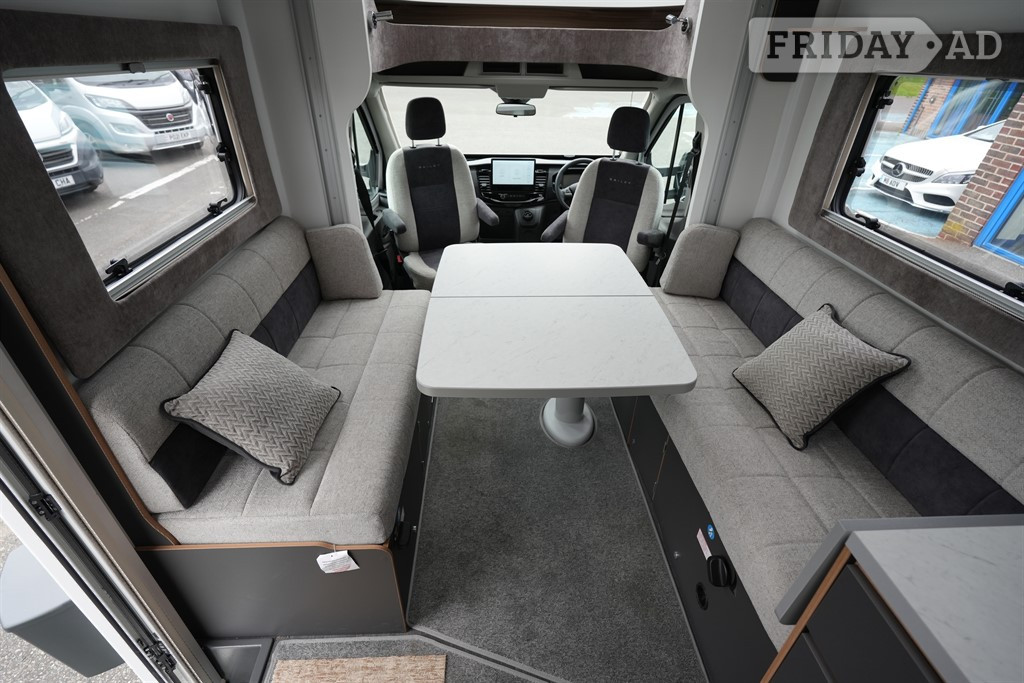 [4 berth ]Bailey Adamo 69-4 "SAVE THOUSANDS FROM LIST PRICE" FORD AUTO 4 BERTH