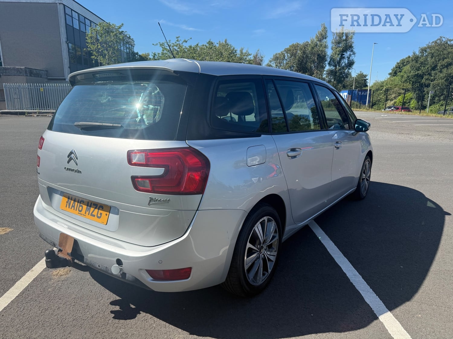 Citroen Grand C4 Picasso 2016 - Cars in Livingston