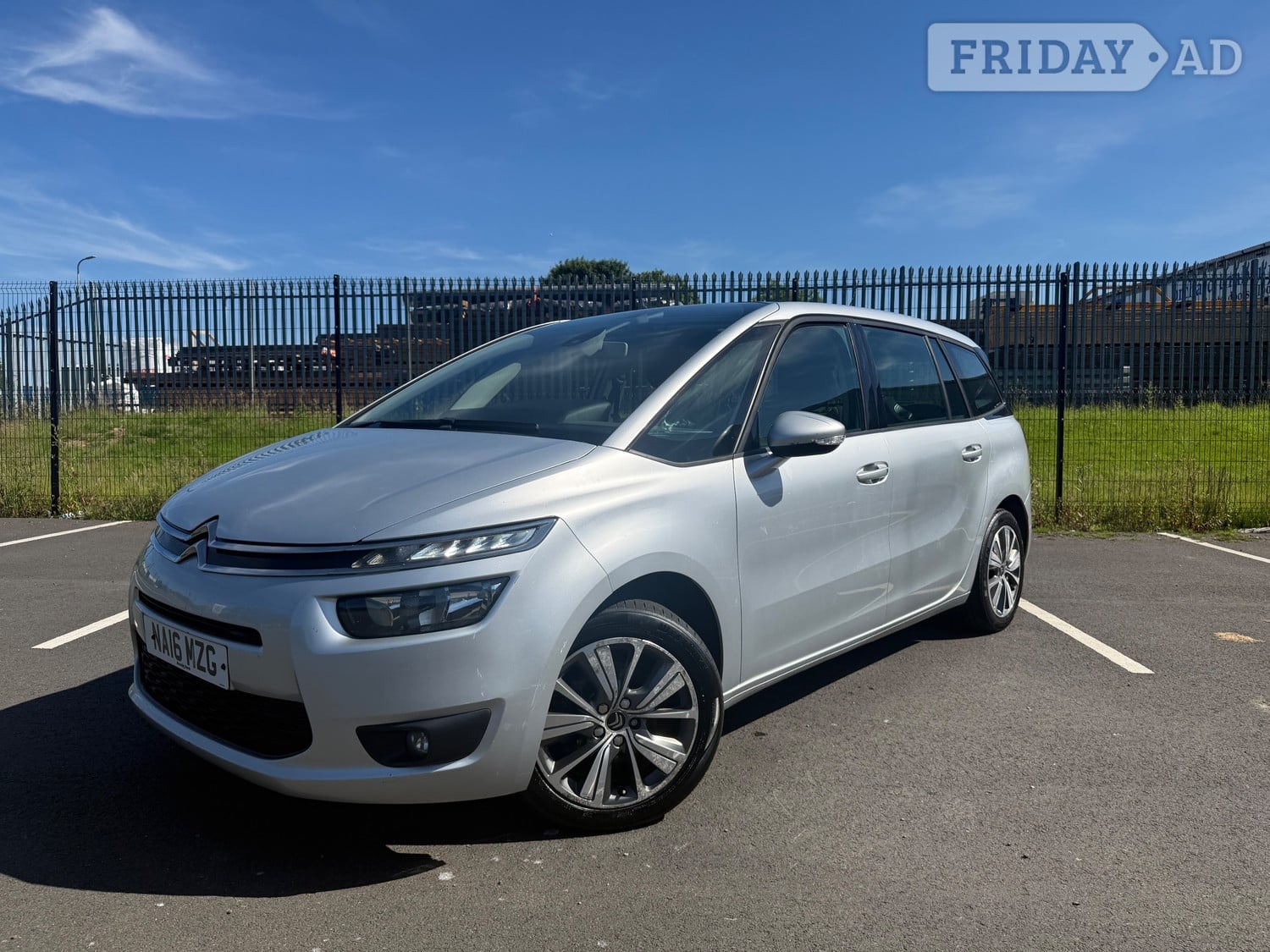 Citroen Grand C4 Picasso 2016 in Livingston