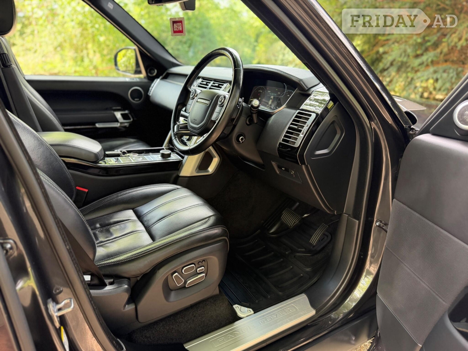 Land Rover Range Rover Dorchester