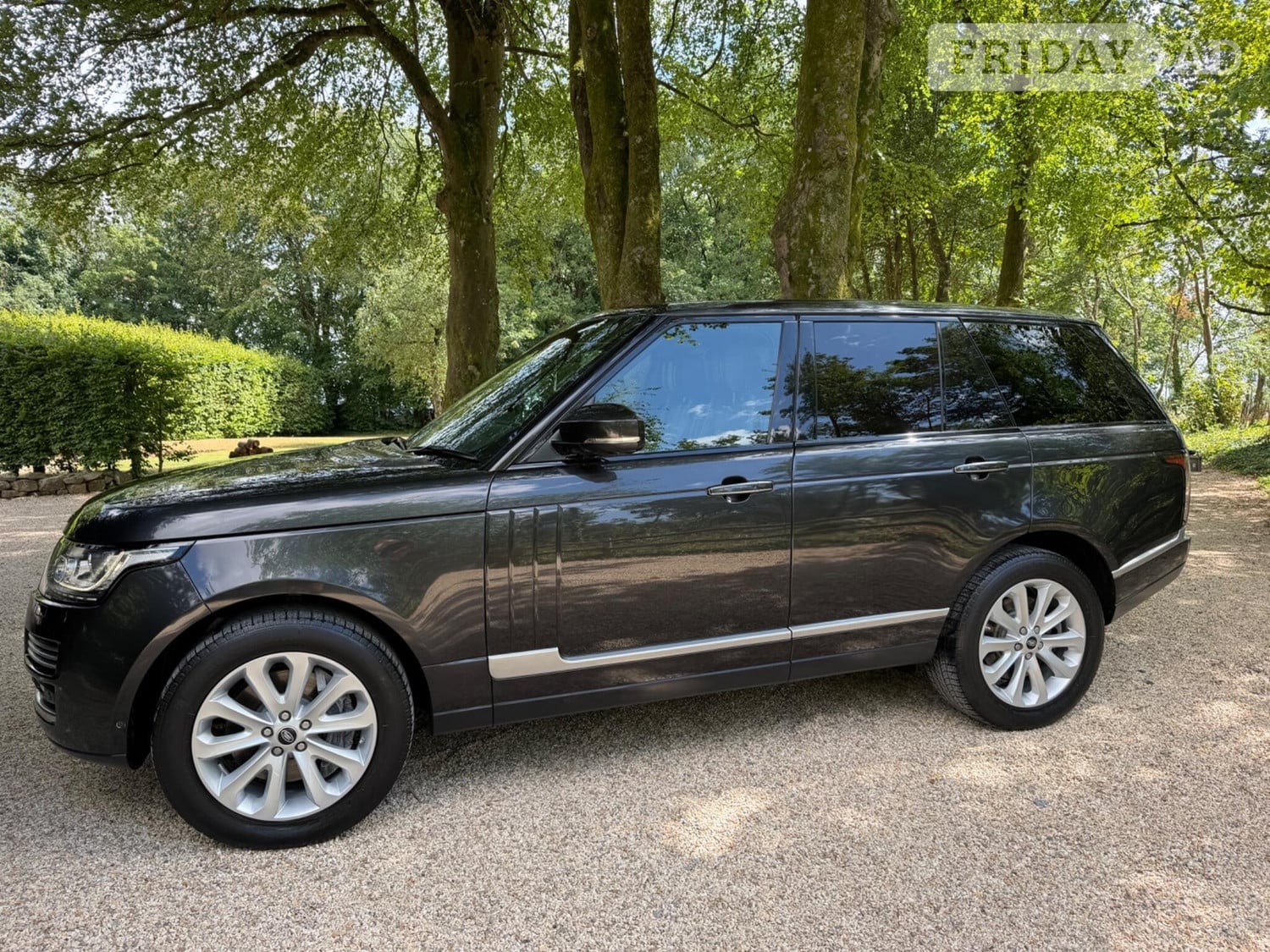 [ berth ]Land Rover Range Rover