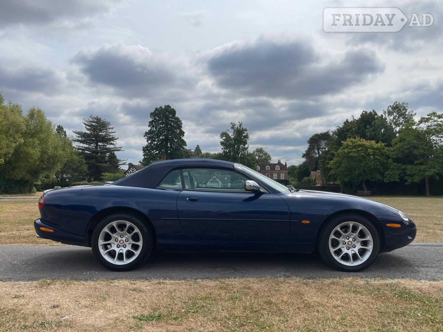 [ berth ]Jaguar XKR