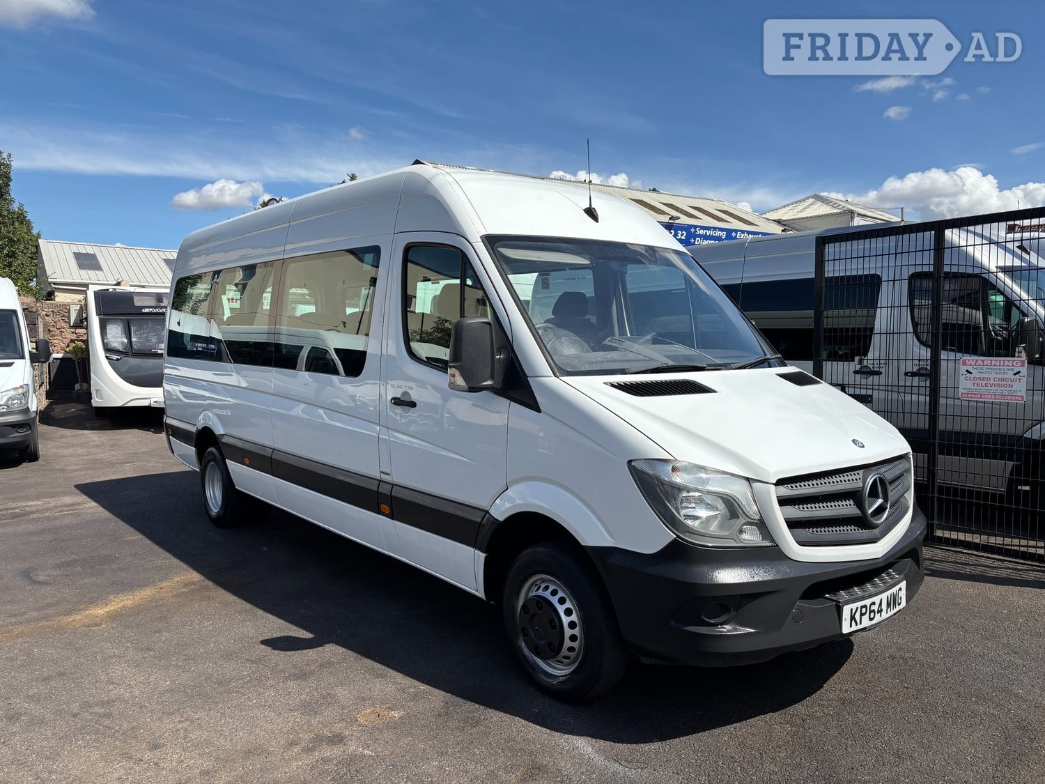 Mercedes-Benz Traveliner 2014 in Bristol