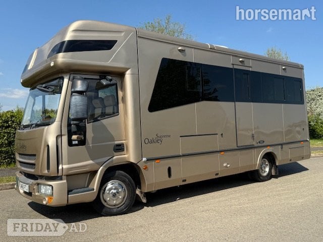 Oakley Supreme Iveco Eurocargo 75E18 Horsebox in Banbury