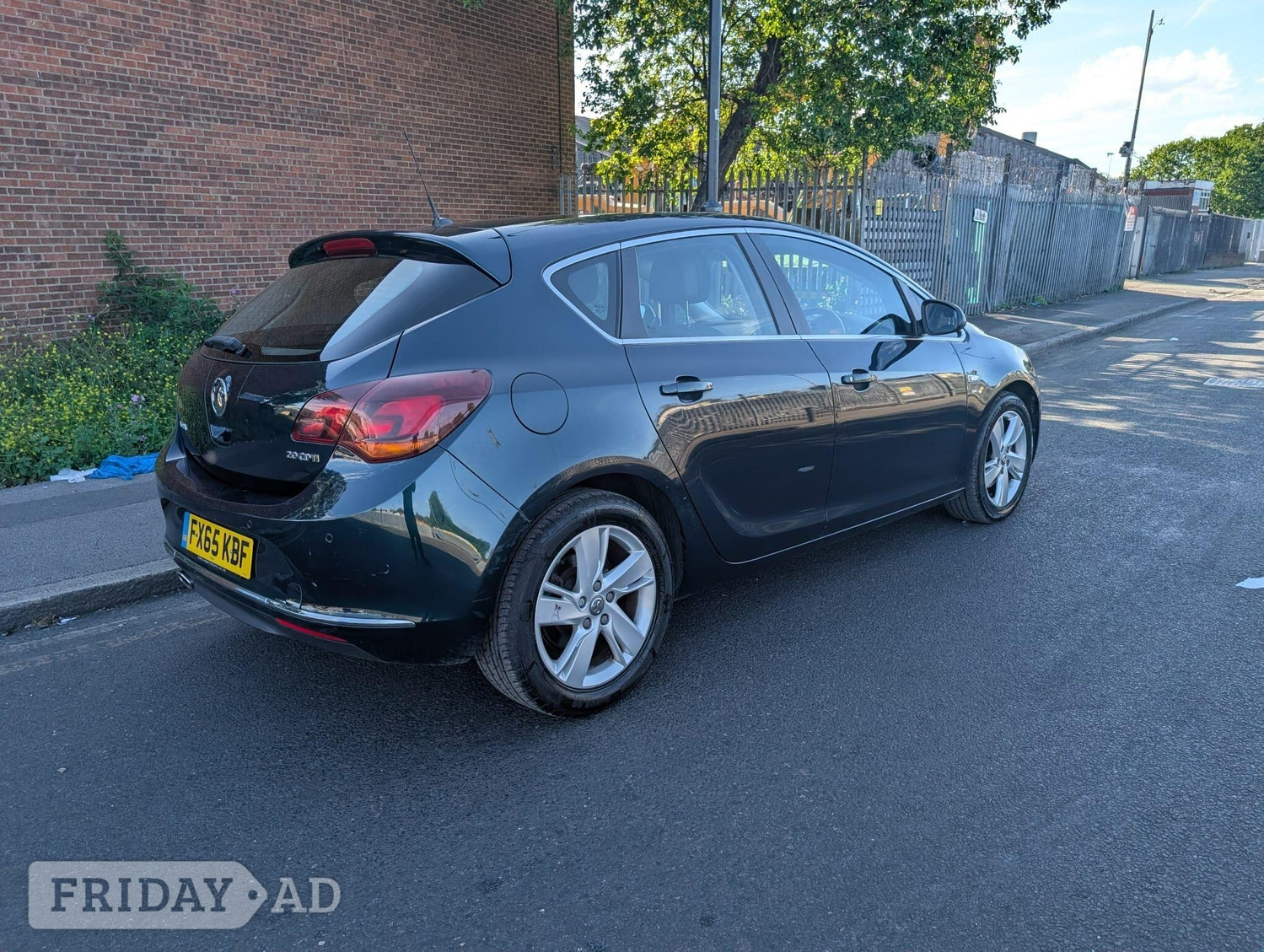 [ berth ]Vauxhall Astra