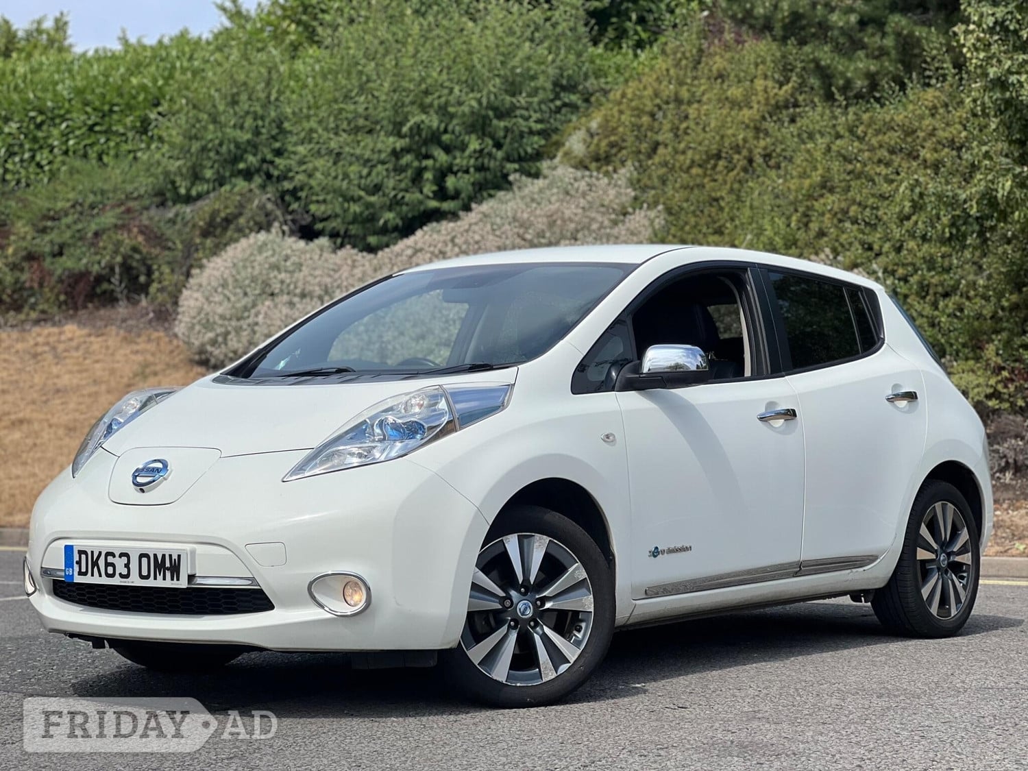 [ berth ]Nissan LEAF